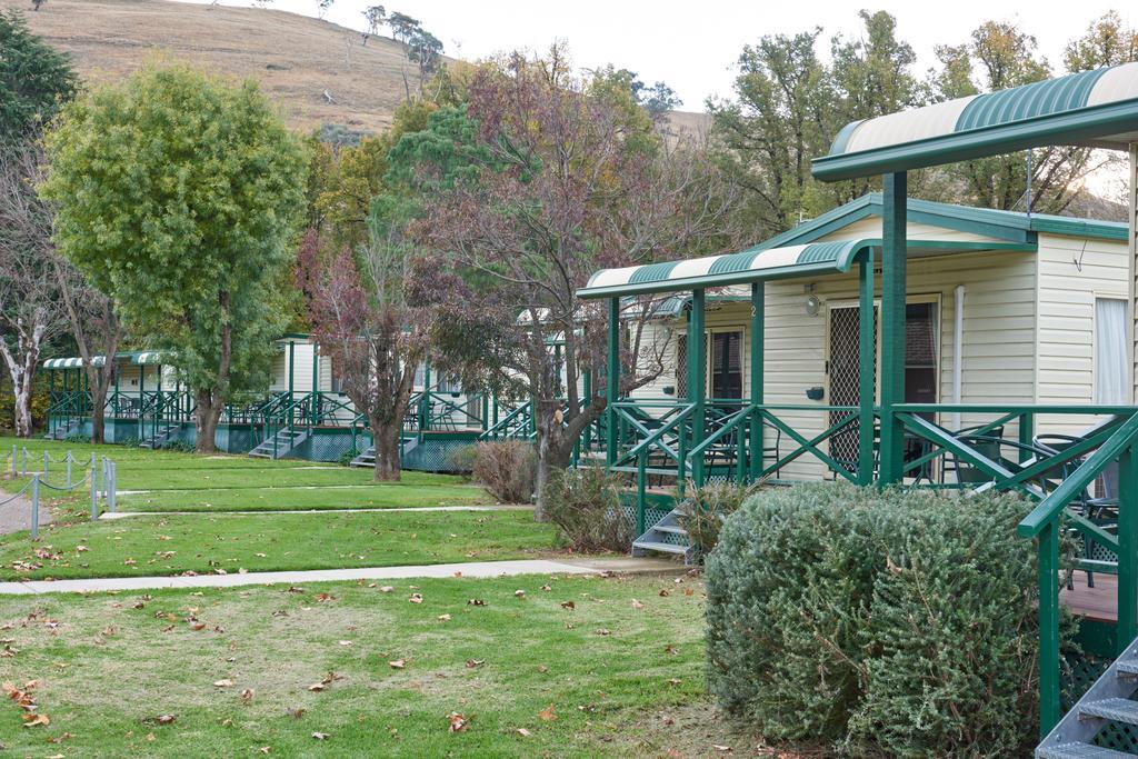 Gundagai Cabins & Tourist Park Zewnętrze zdjęcie