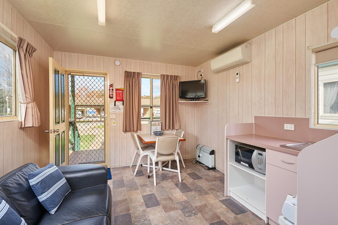 Gundagai Cabins & Tourist Park Zewnętrze zdjęcie