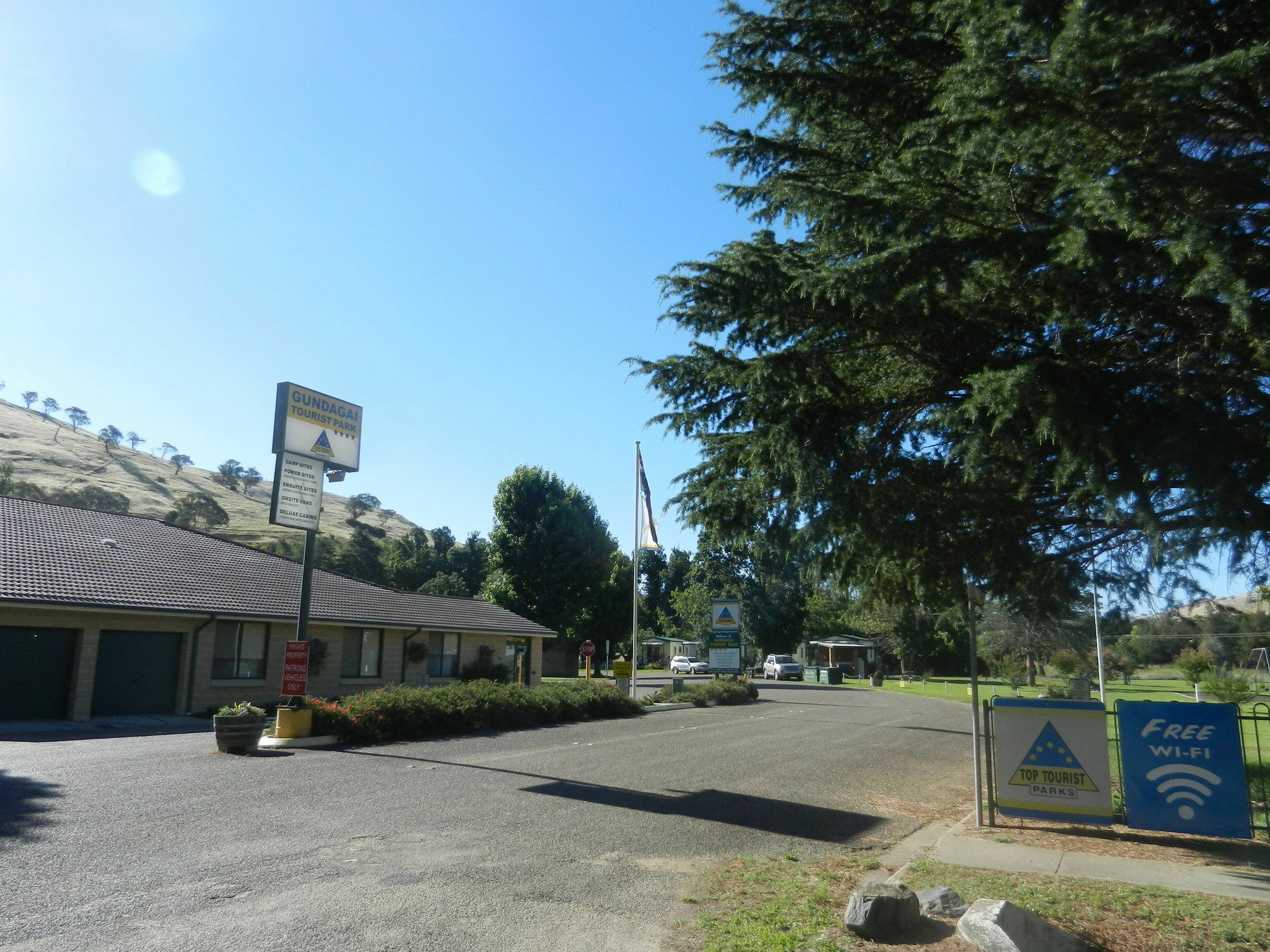 Gundagai Cabins & Tourist Park Zewnętrze zdjęcie